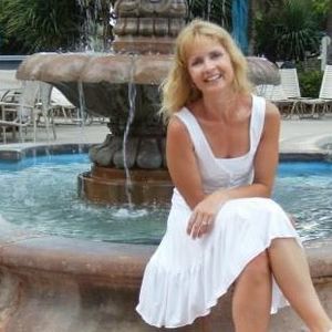 Meet your Posher, Cathy